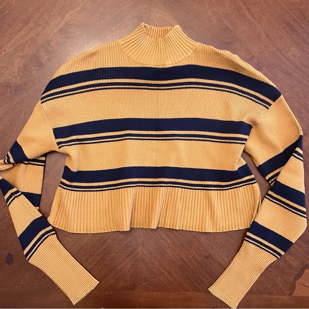 Women’s LongSleeve Top Mock Neck Striped Sweater Crop Size XS/S Arizona Jean Co.